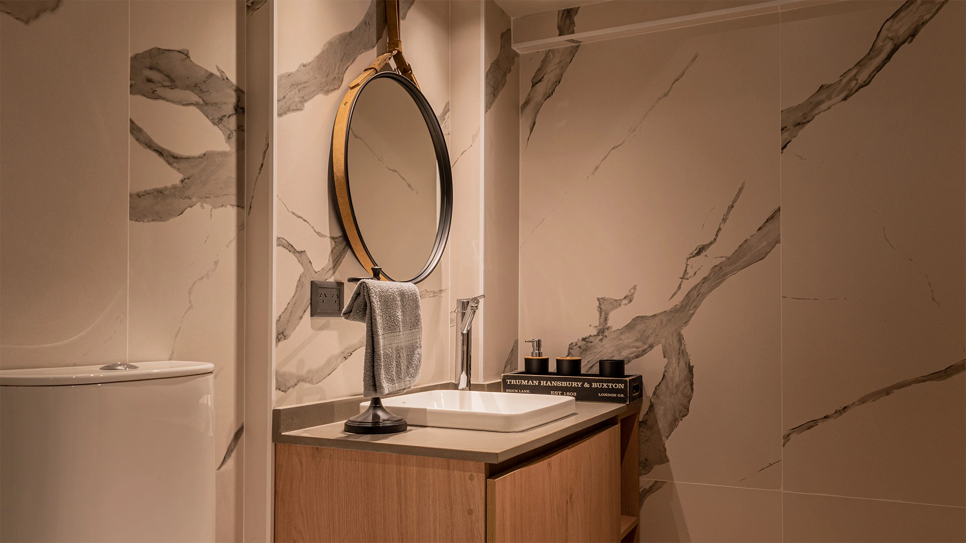 Fotografía del baño departamento Lake 1A